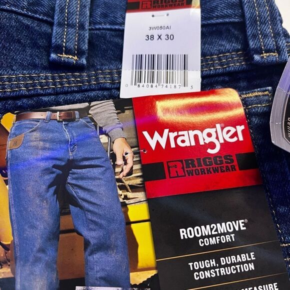 Wrangler Riggs Workwear Lifetime warranty 5 pockets Relaxed Fit 38x30. - Picture 3 of 12